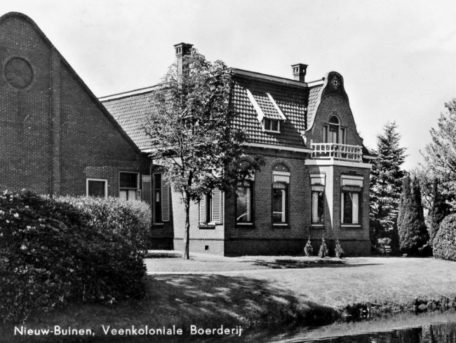 22--Markante_veenkoloniale_boerderij.jpg